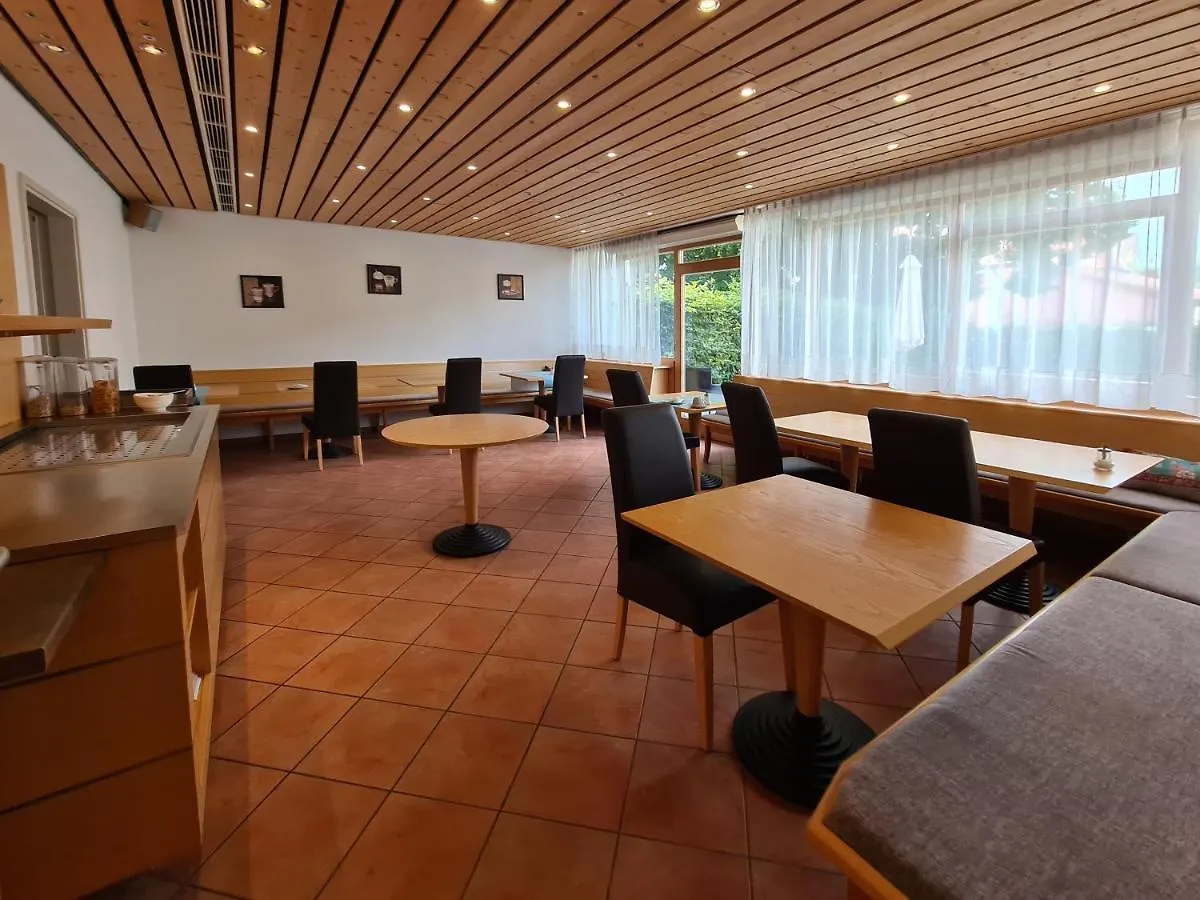 ***  Hotel Am Hachinger Bach By Blattl Neubiberg Alemania