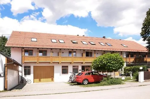 Hotel Am Hachinger Bach By Blattl Neubiberg